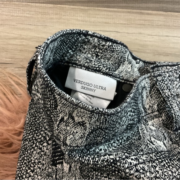Paige Verdugo Ultra Skinny Python Pants Size 28 - Picture 11 of 11